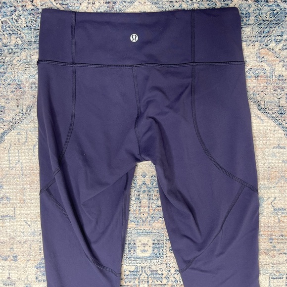 Lululemon Light Purple Cropped Leggings - Picture 3 of 9